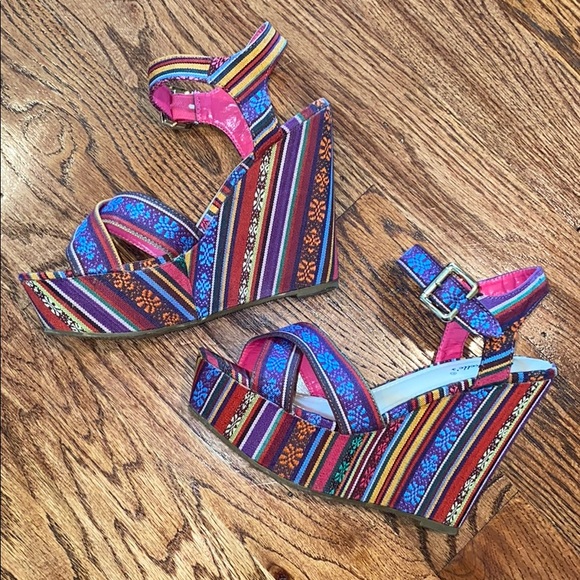 Colorful Patterned Wedge Heels - Picture 2 of 3